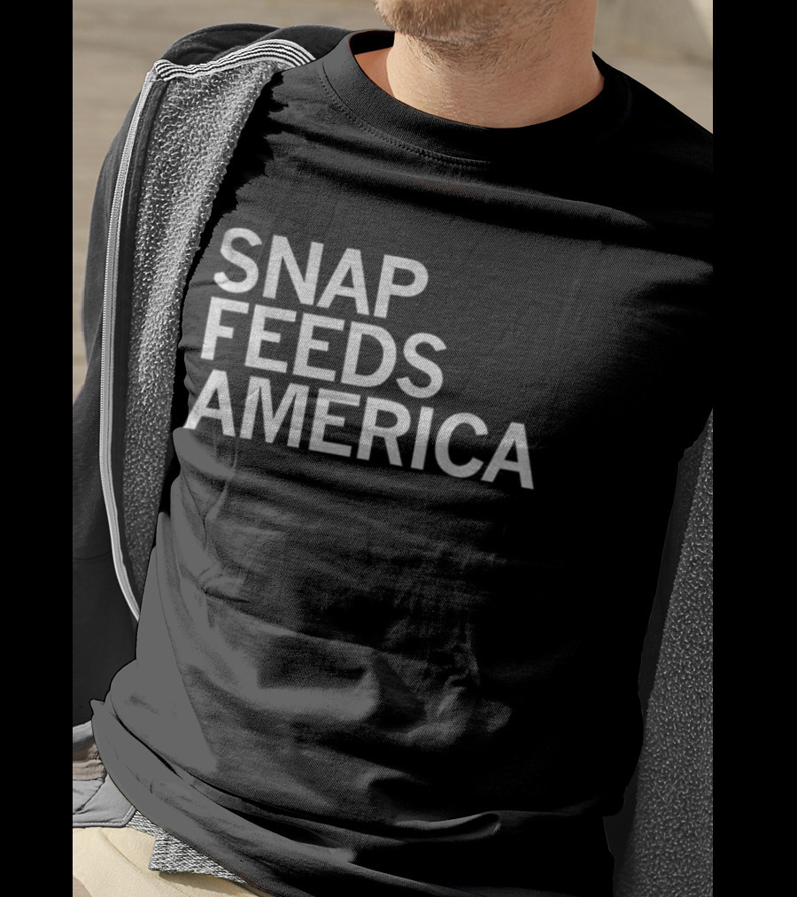 Snap Feeds America T-Shirt