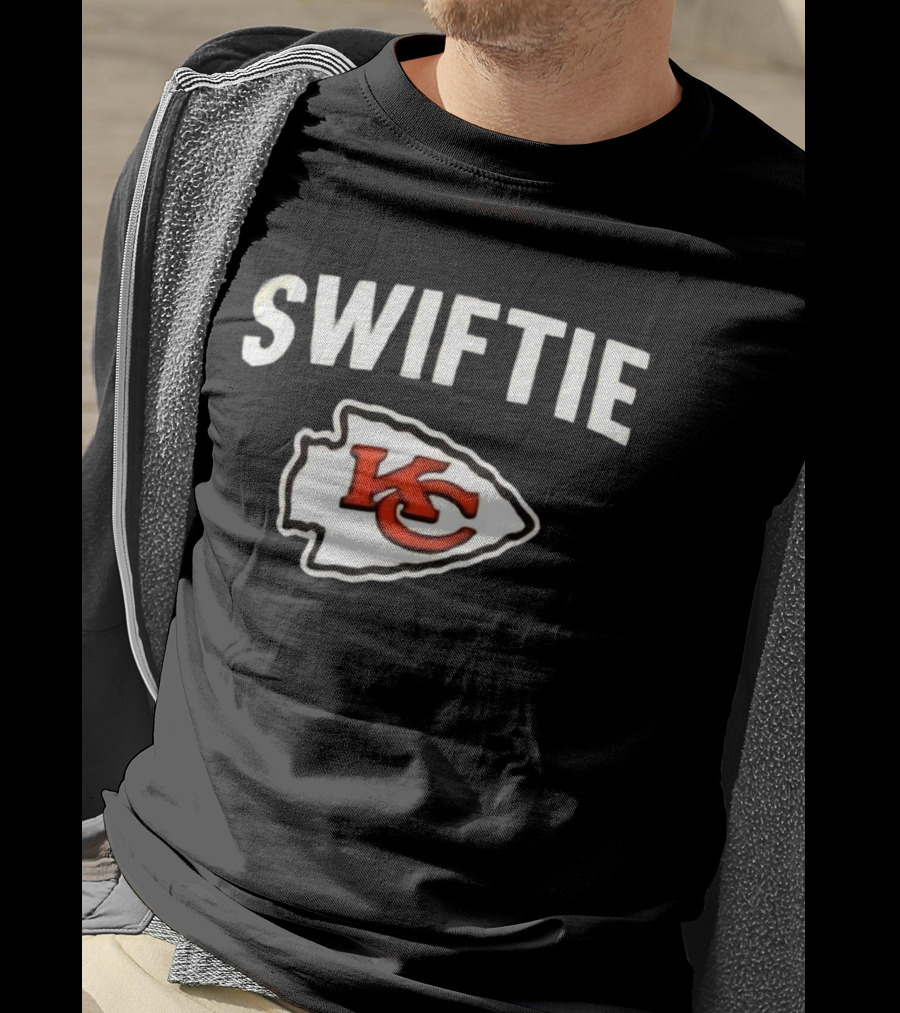 Kansas City Chiefs KC Swiftie Fan Apparel T-Shirt