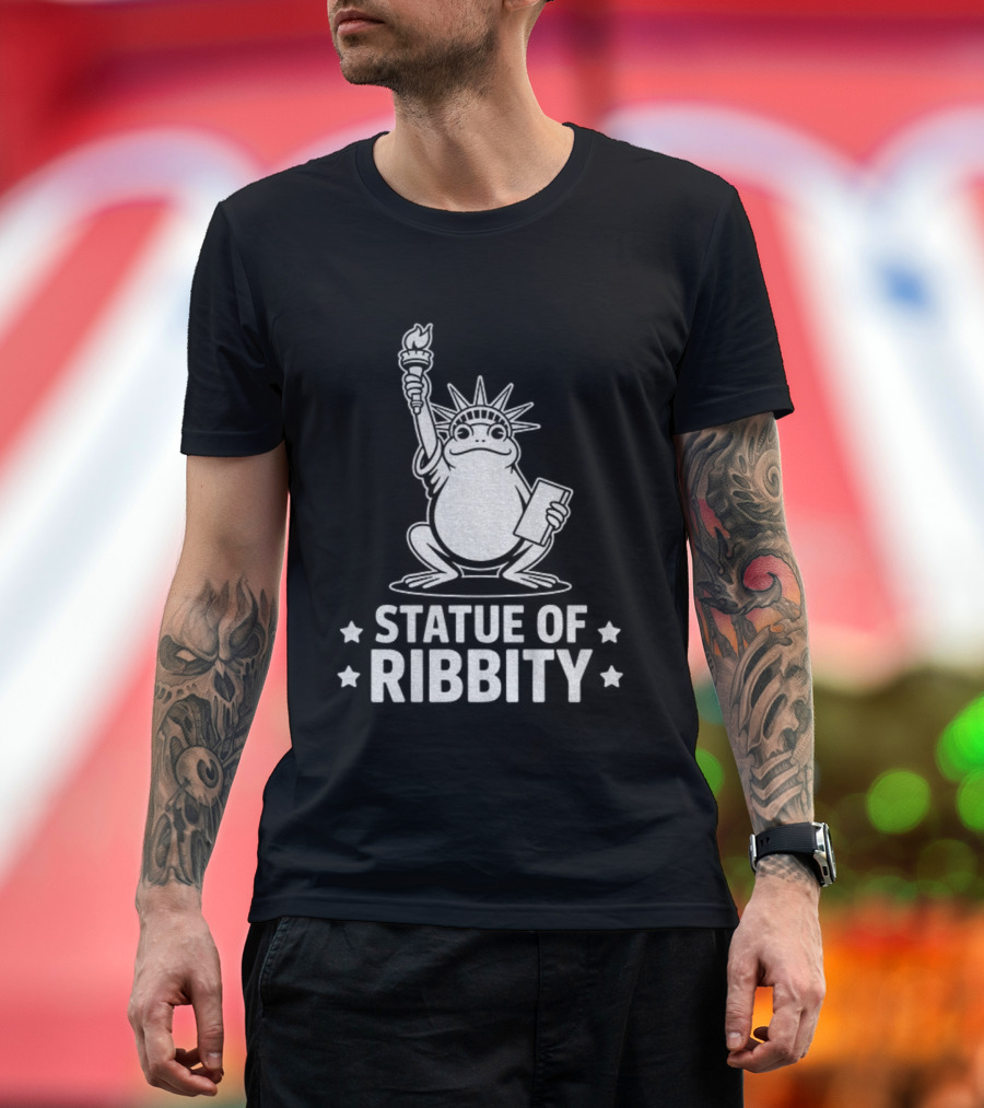 Portland Frog Statue Of Liberty Ribbity Political Humor T-Shirt