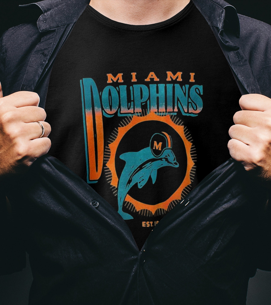 Miami Dolphins Est 1966 AFC East Vintage Football Dolphins M Helmet T-Shirt