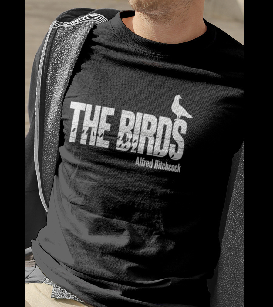 THE BIRDS Alfred Hitchcock Bird Silhouette T-Shirt