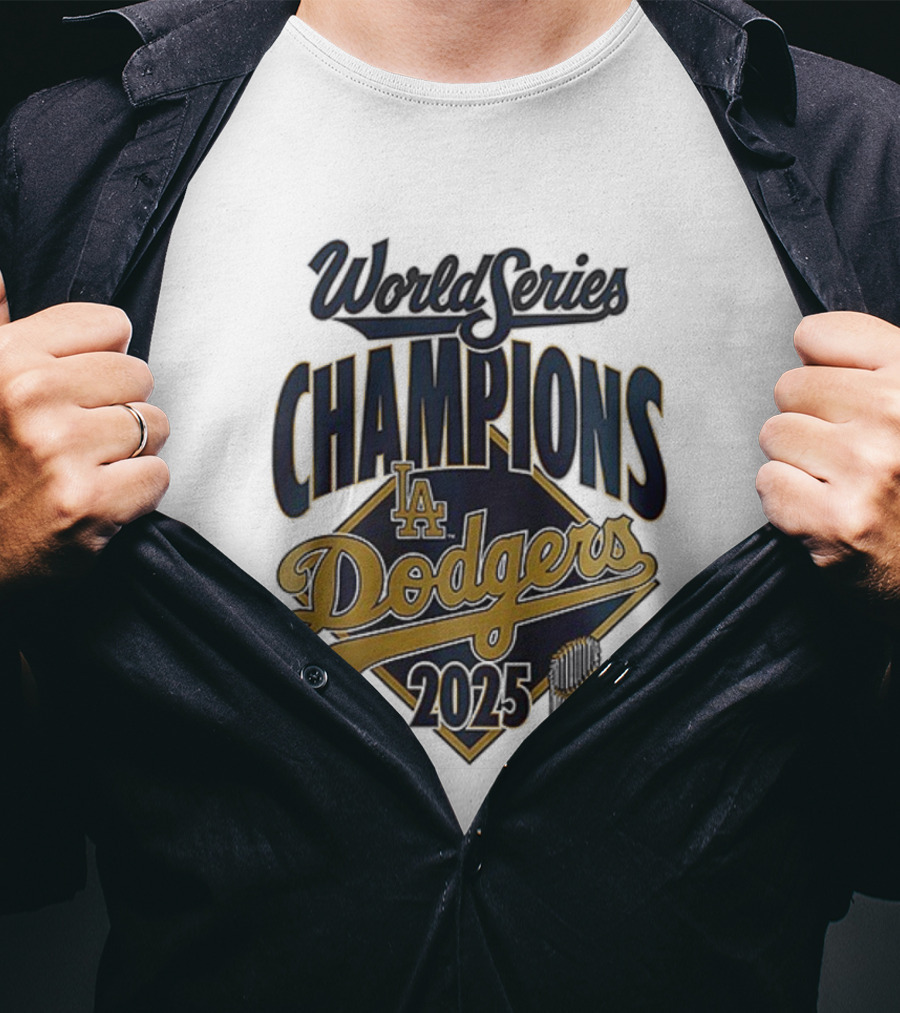 Los Angeles Dodgers 2025 World Series Champions Team Signature T-Shirt
