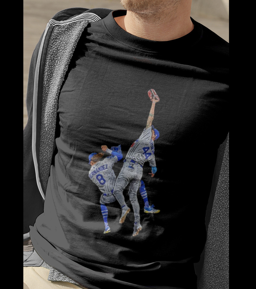 Kike Hernandez Vs Andy Pages The Catch Dodgers 2025 World Series Champions T-Shirt