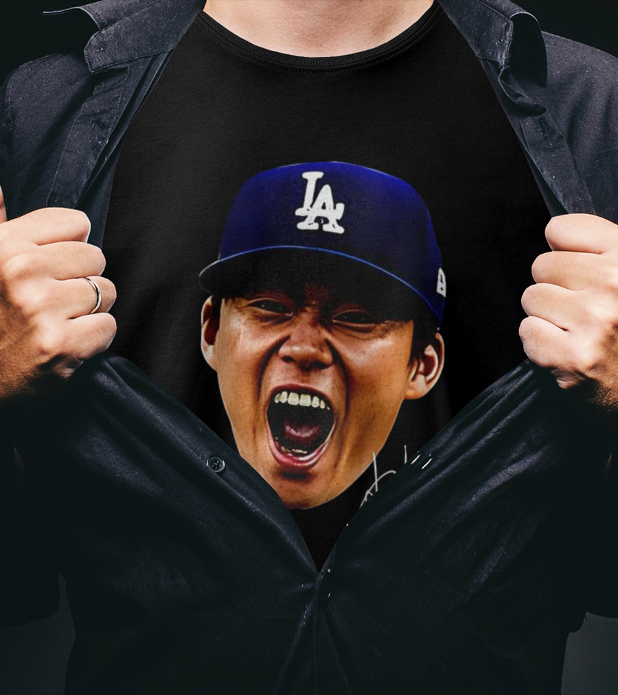 Yoshinobu Yamamoto LA Cap Big Head World Series Champions 2025 Signature T-Shirt