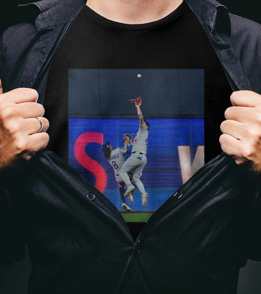 Kike Hernandez Andy Pages Dodgers Catch MLB World Series Action T-Shirt