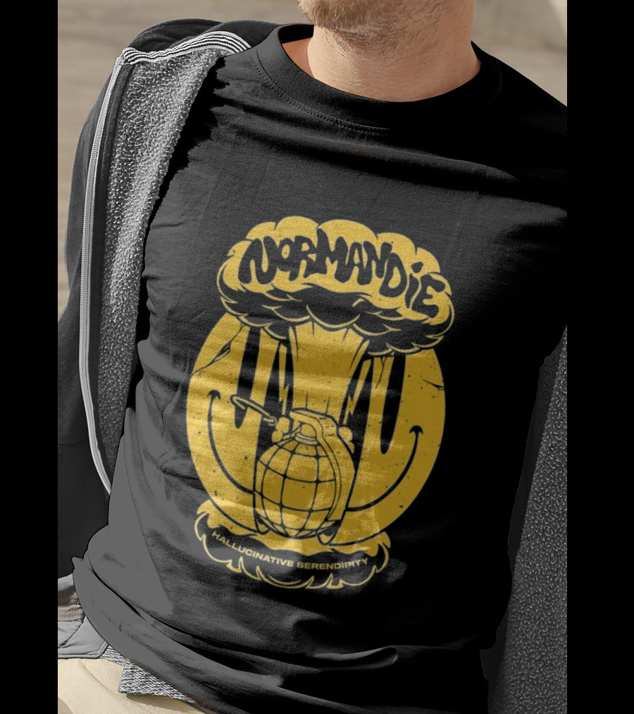 Normandie Hallucinative Serendipity Bomb Retro Style T-Shirt