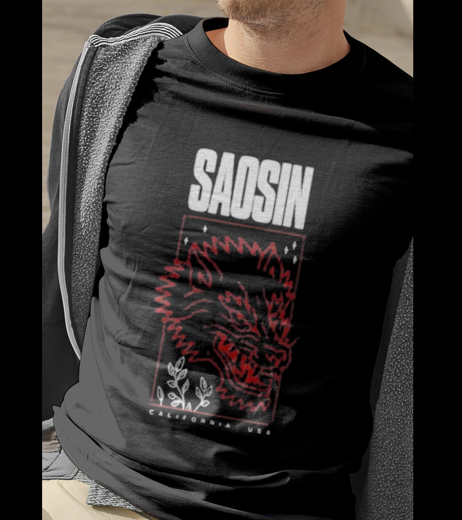 Saosin California USA Wolf Red Outline Design T-Shirt