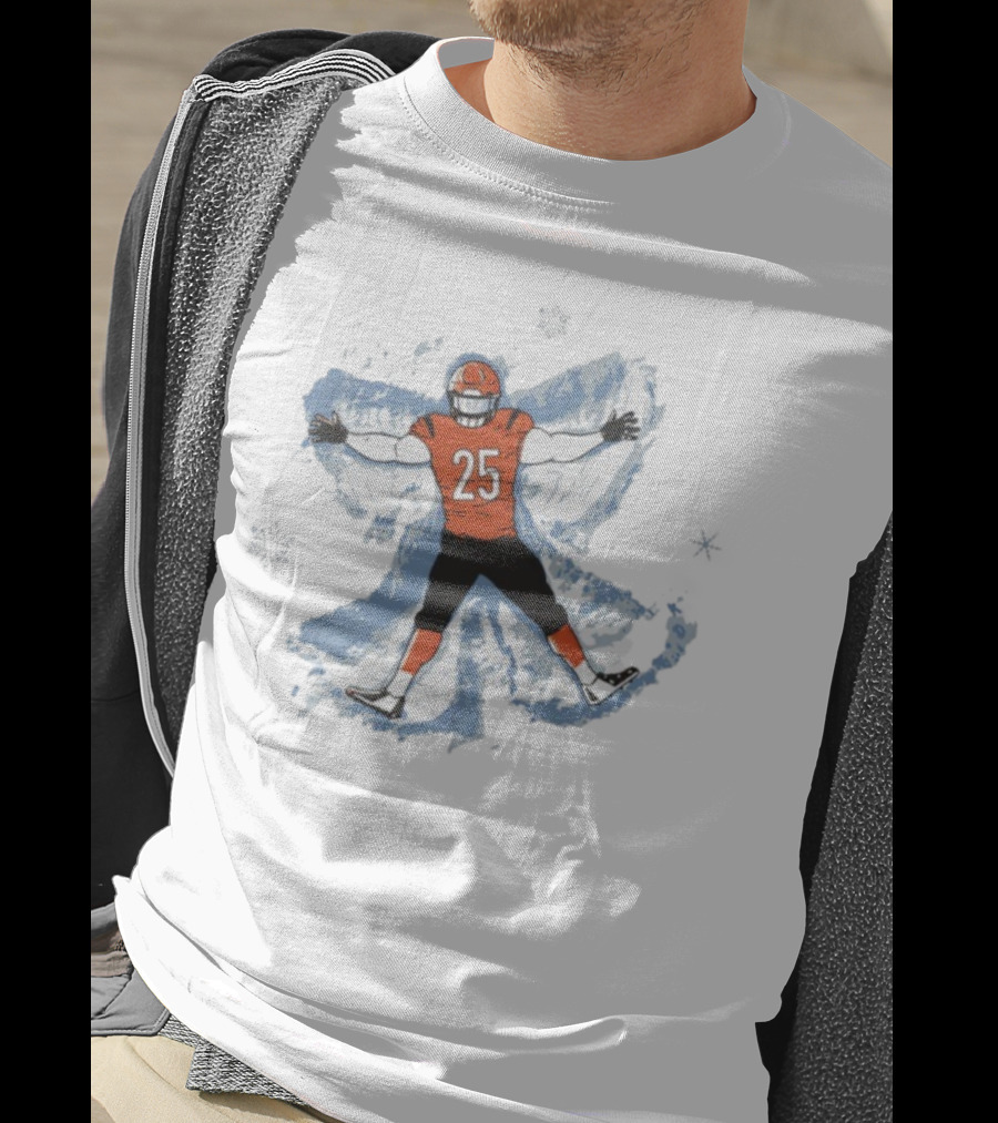 Cincinnati Football Player 25 Making Snow Angel Winter Theme T-Shirt