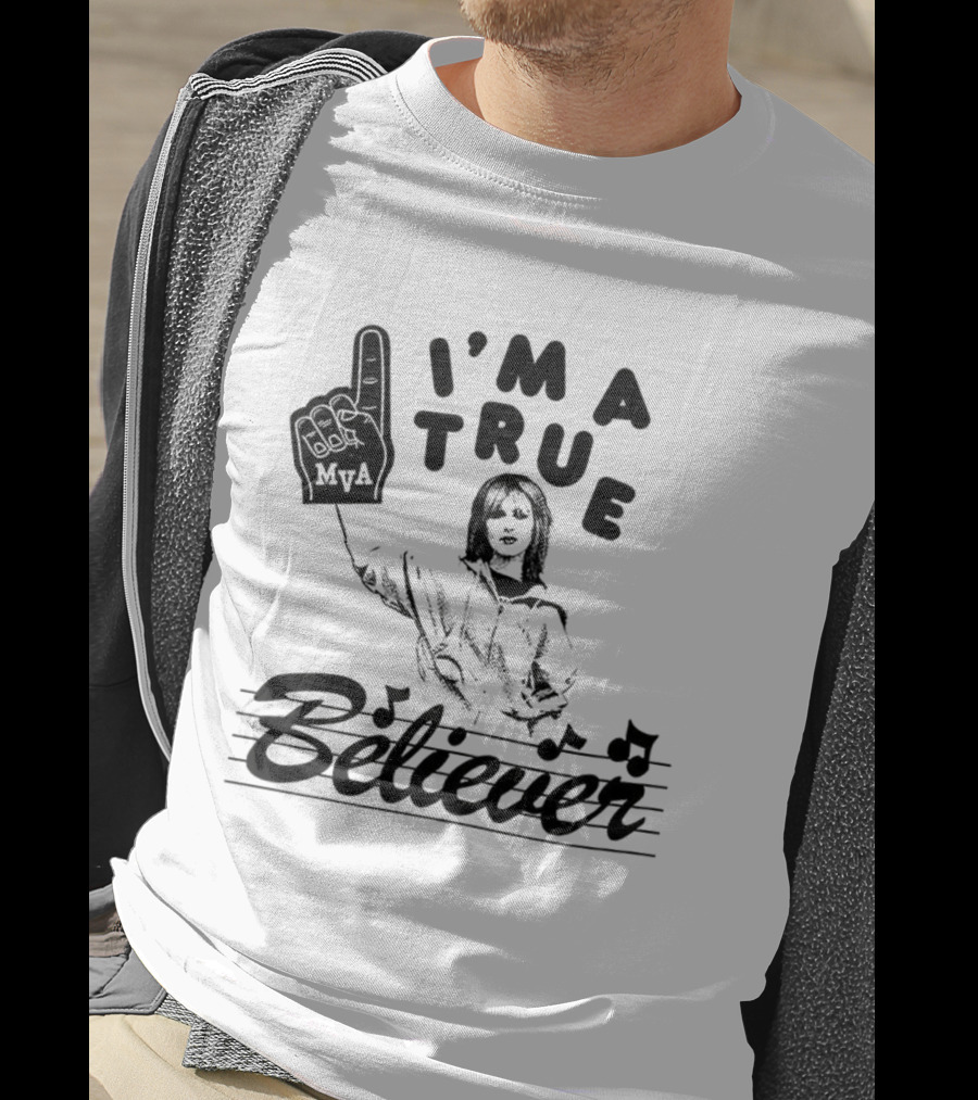 I'm A True Believer Finger Point Music Notes T-Shirt
