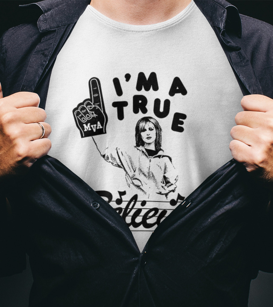 I'm A True Believer Finger Point Music Notes T-Shirt