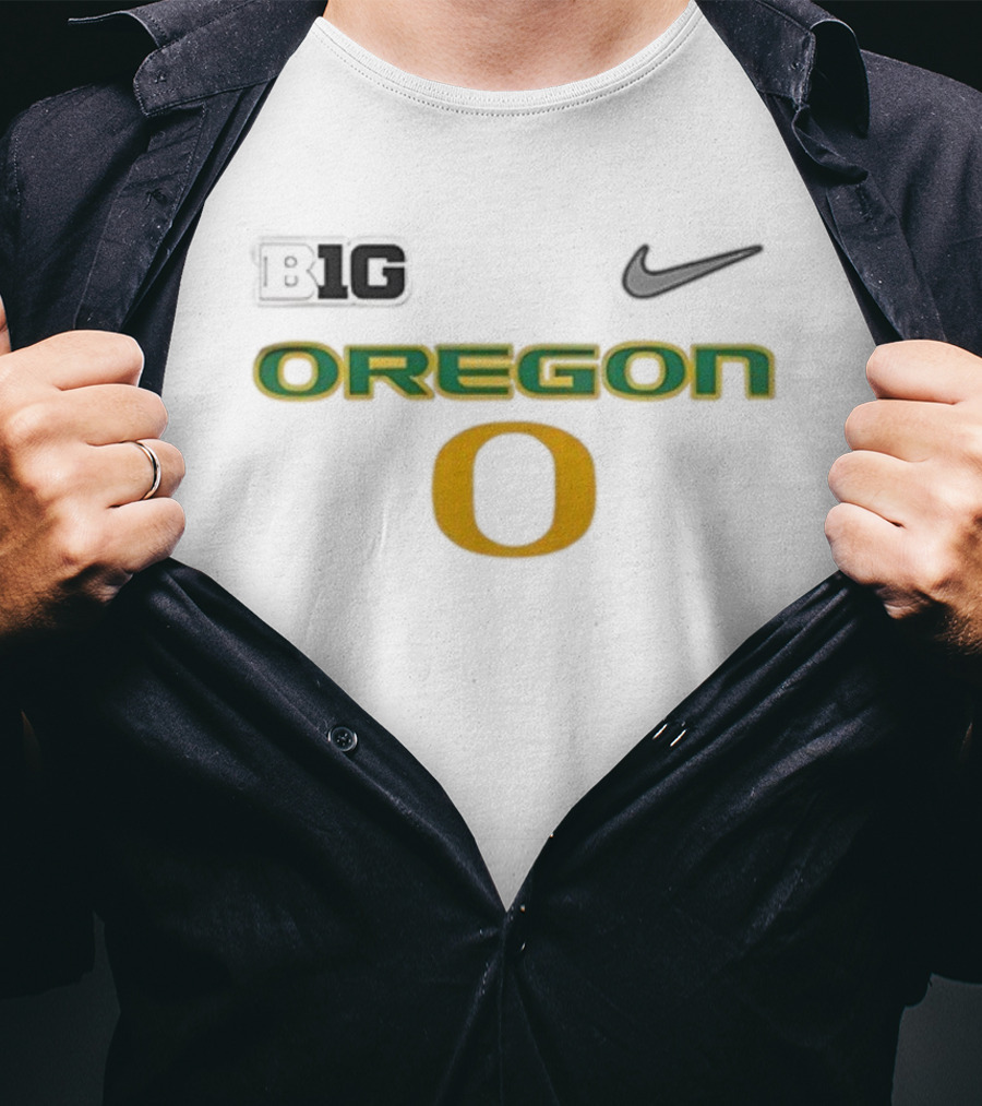 BIG 10 Nike Oregon Ducks O T-Shirt