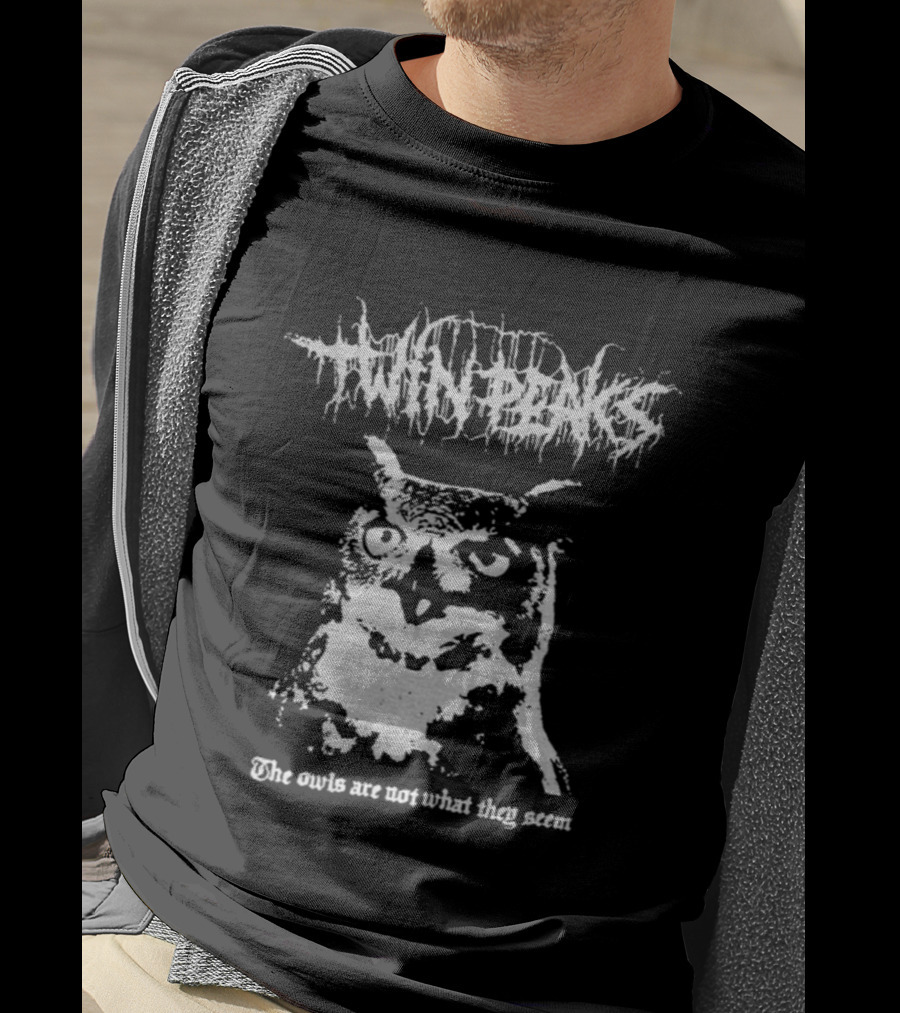 Twin Peaks The Owls Are Not What They Seem Mysterious Owl Graphic T-Shirt