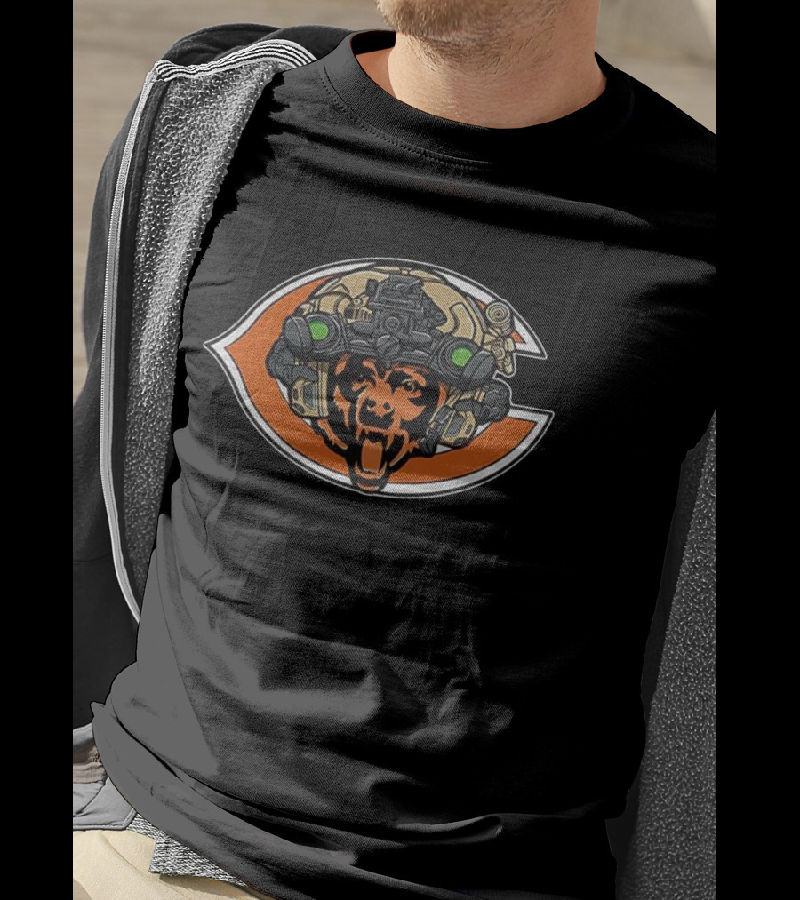Chicago Bears Military-Themed Emblem Football Team Merchandise T-Shirt