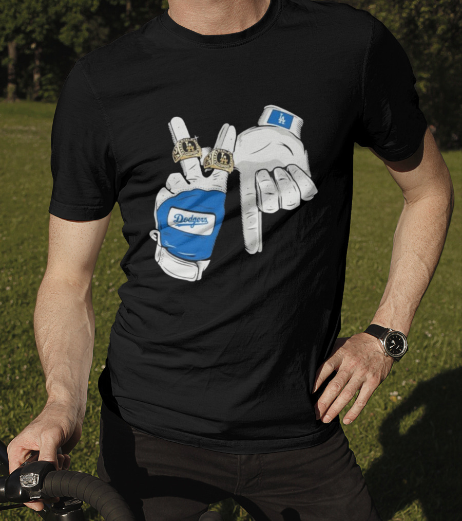 Los Angeles Dodgers Back 2 Back World Series Champions 2025 Rings LA Logo Glove Hands T-Shirt