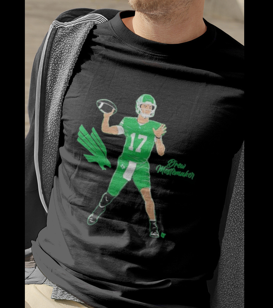 North Texas Mean Green Drew Mestemaker Quarterback 17 Superstar Pose T-Shirt