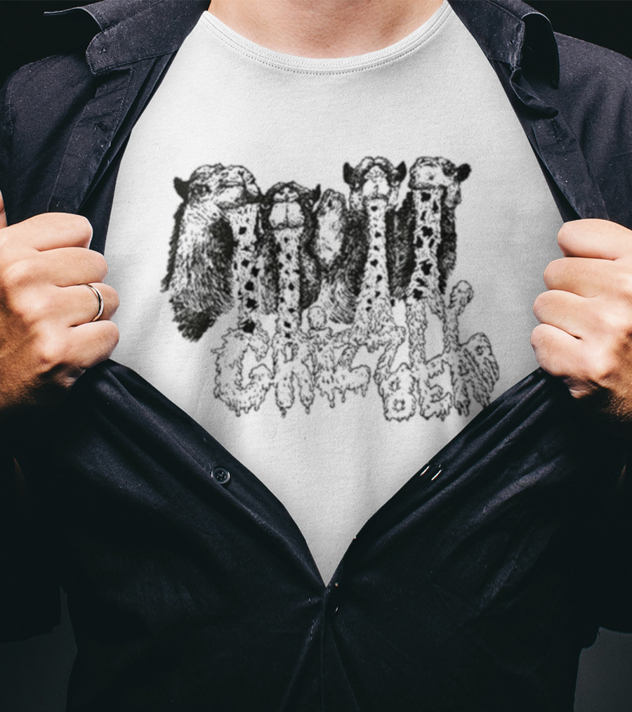 Grizzly Bear Camels Fun Animal Illustration T-Shirt