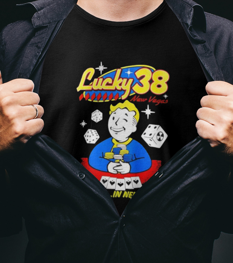 Lucky 38 Casino New Vegas Vault Boy Poker Chips Casino Dice T-Shirt