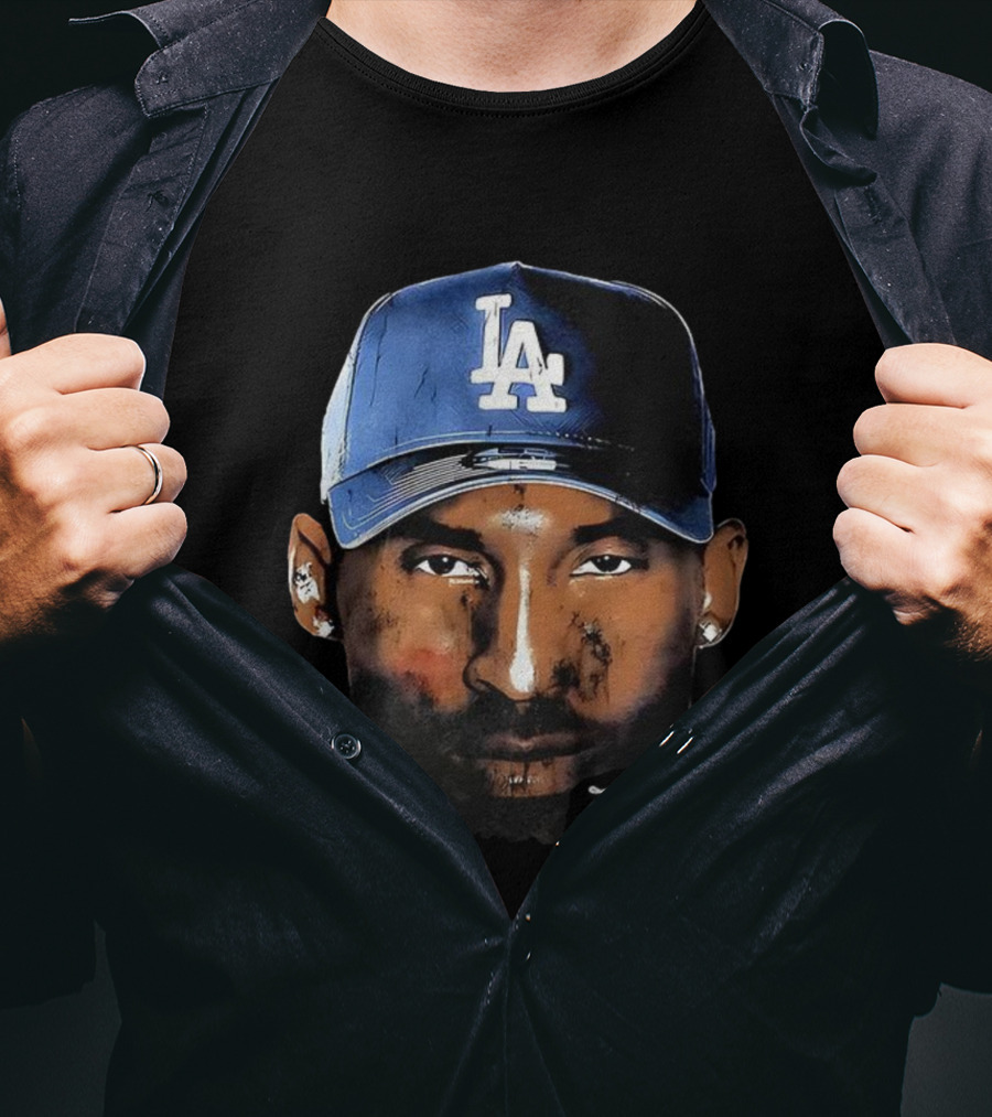 Kobe Bryant LA Dodgers Big Face Signature Cap T-Shirt