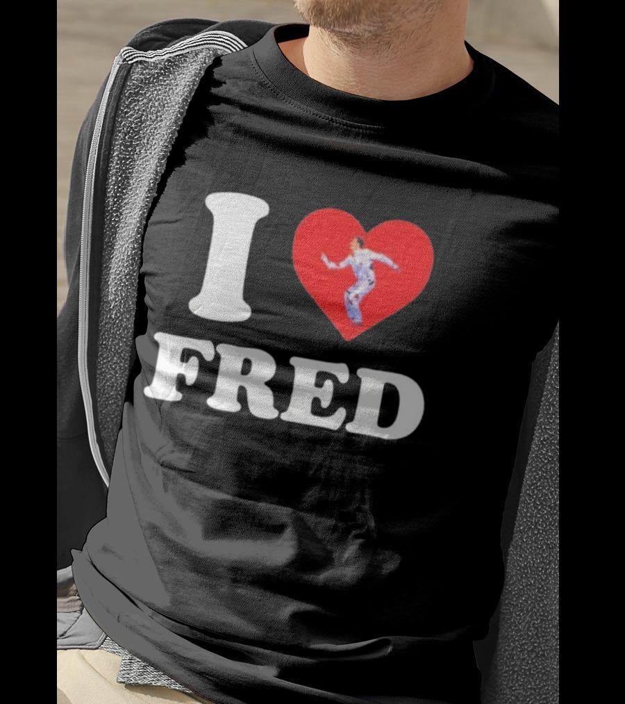 I Love Fred The B52s Heart Symbol Iconic Fred Schneider Image T-Shirt