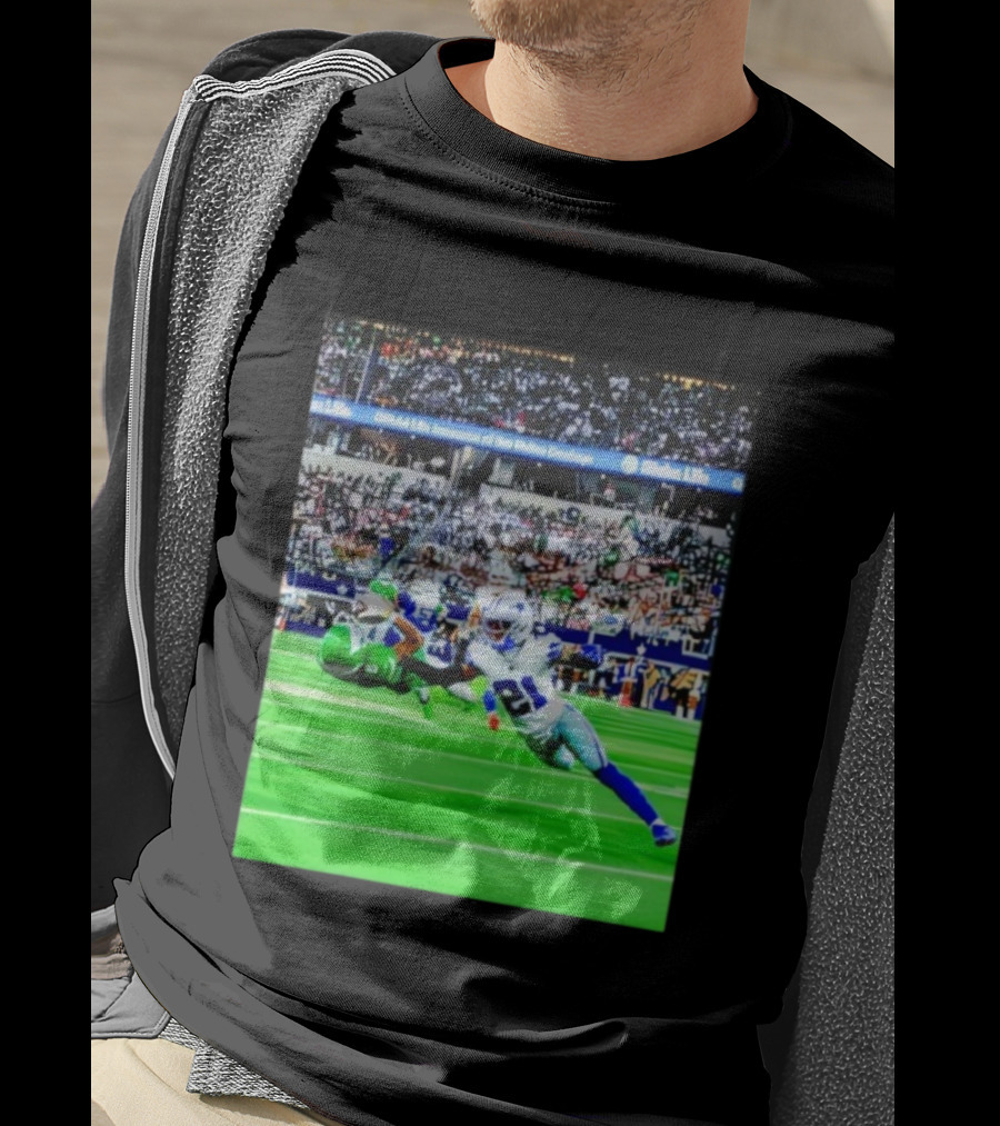 Evonta Smith Spectacular Leap Against Cowboys T-Shirt