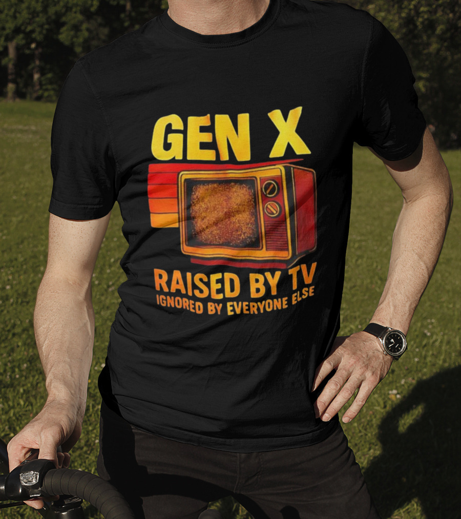 Gen X Raised By TV Ignored By Everyone Else Vintage Retro Television Illustration T-Shirt