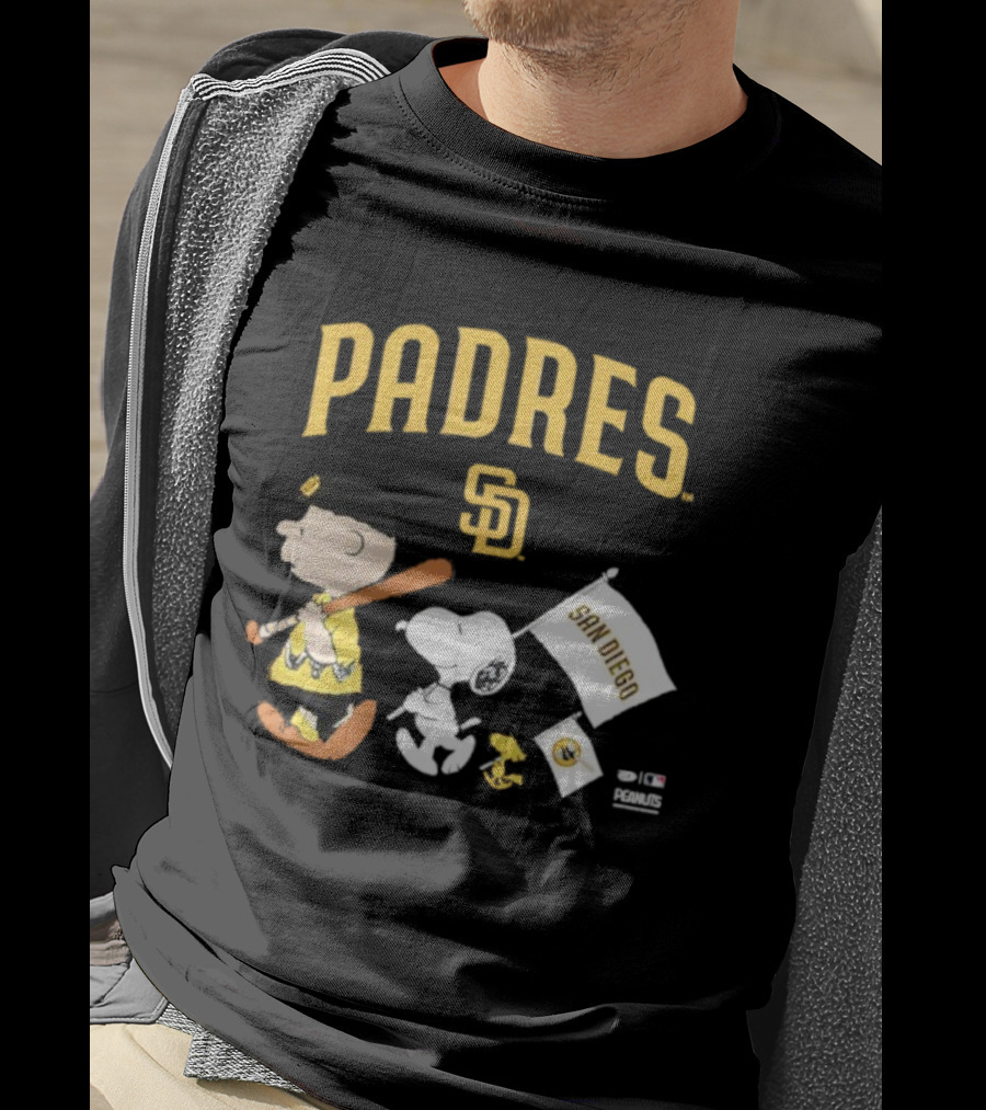 San Diego Padres Peanuts Charlie Brown Snoopy Flag T-Shirt