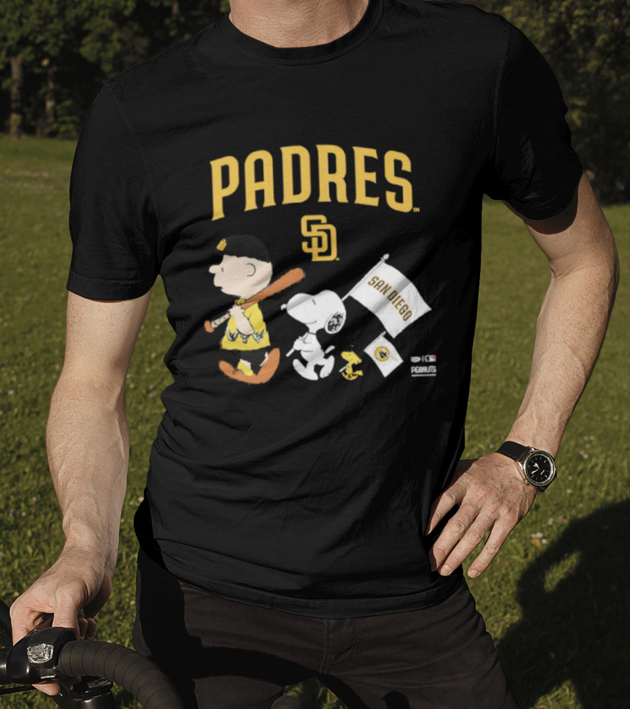 San Diego Padres Peanuts Charlie Brown Snoopy Flag T-Shirt