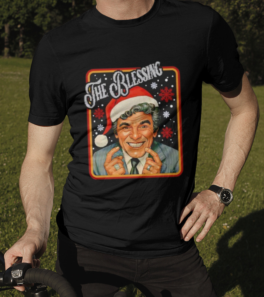 Uncle Lewis The Blessing Santa Hat Christmas Vacation Snowflakes T-Shirt