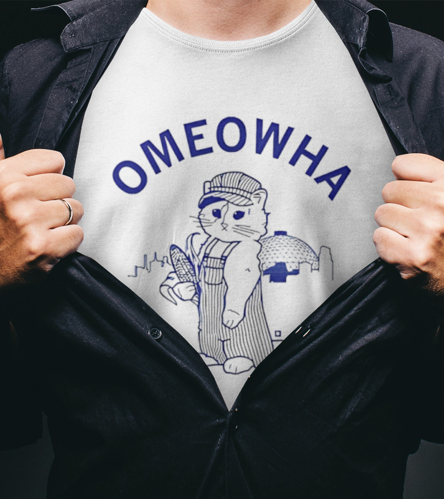 Omeowha Farmer Cat With Corn Retro Style T-Shirt