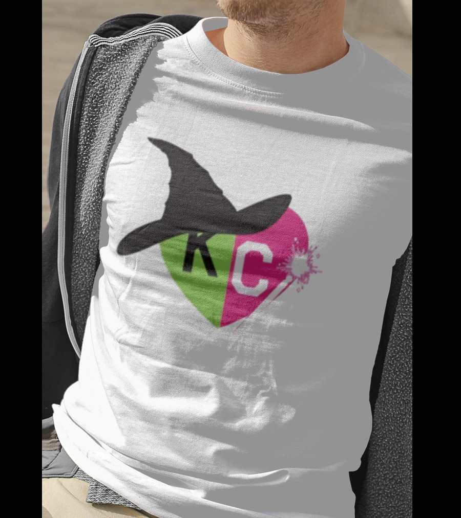 Wicked KC Heart Witch Hat Wand Pink Green Halloween T-Shirt