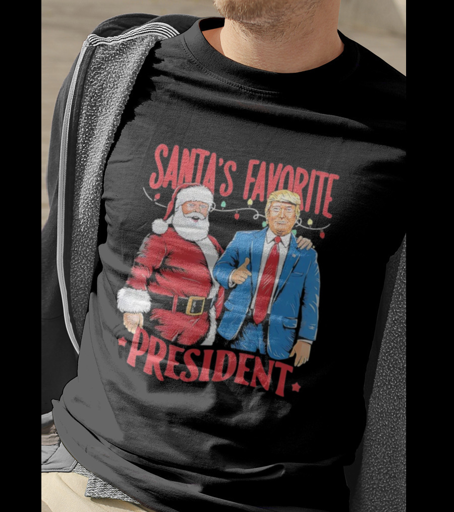 Santa's Favorite President Christmas Light Santa Trump T-Shirt
