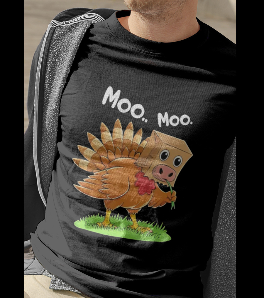 Turkey Cow Moo Moo Thanksgiving Funny T-Shirt