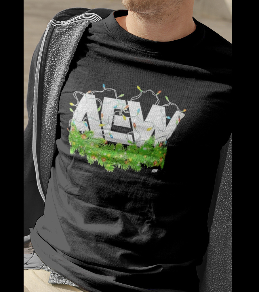 All Elite Wrestling Christmas Lights And Garland Decor T-Shirt