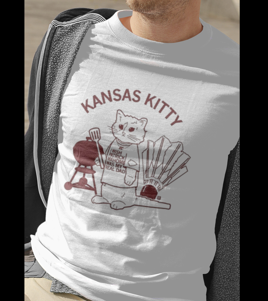 Kansas Kitty I Wish Patrick Mahomes Was My Real Dad Cat BBQ Grill Fan T-Shirt
