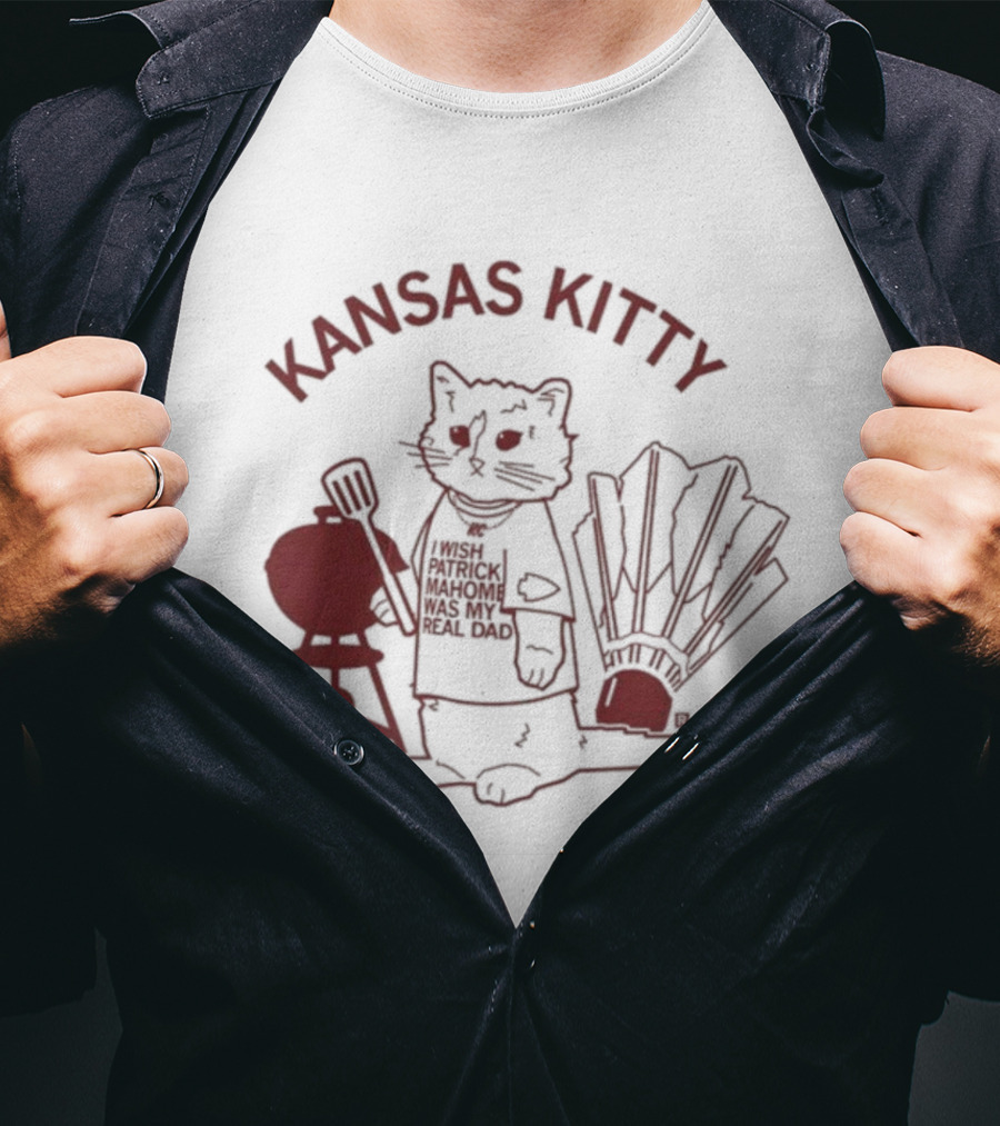 Kansas Kitty I Wish Patrick Mahomes Was My Real Dad Cat BBQ Grill Fan T-Shirt