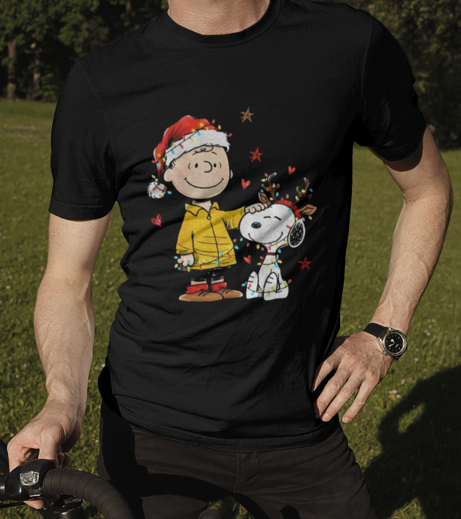 Charlie Brown Snoopy Santa Hat Merry Christmas Reindeer Holiday Lights T-Shirt