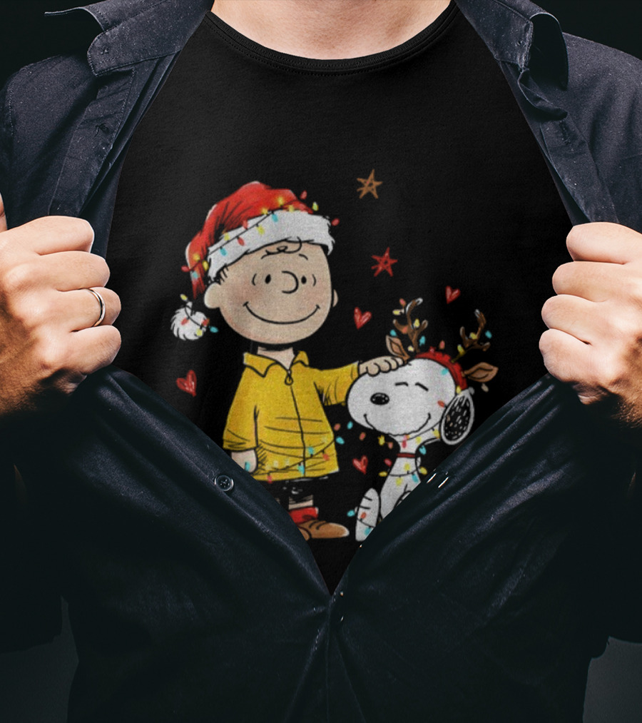 Charlie Brown Snoopy Santa Hat Merry Christmas Reindeer Holiday Lights T-Shirt