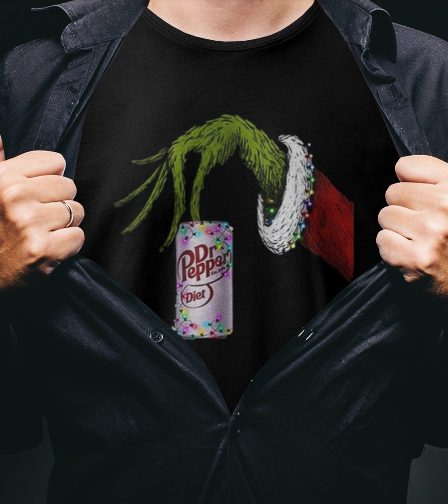 Grinch Hand Holding Dr Pepper Diet Can Christmas Lights Merry Christmas T-Shirt