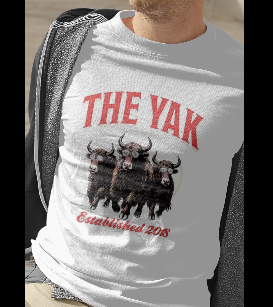 The Yak Established 2018 Bulls Podcast Dave Portnoy T-Shirt