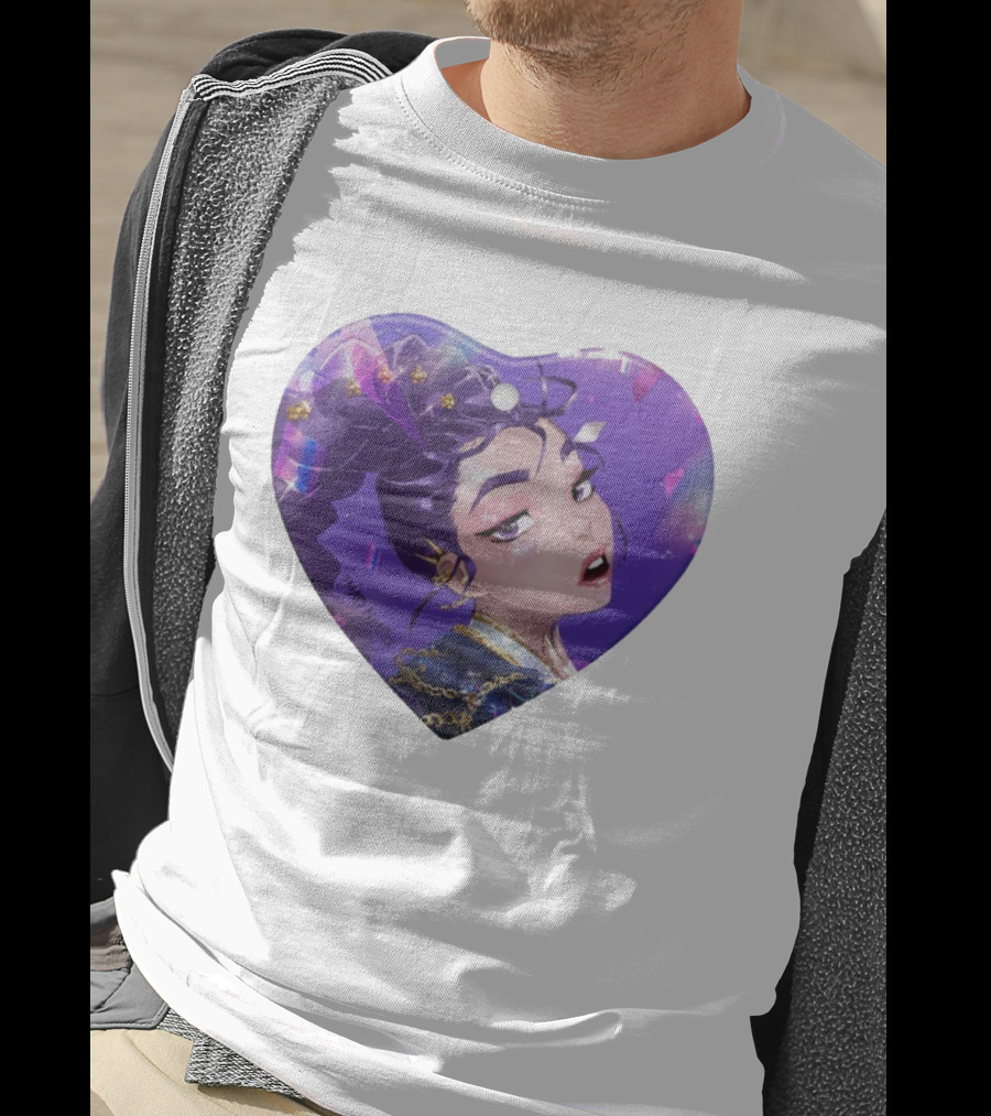 KPop Demon Hunters Rumi TM © Netflix Purple Heart T-Shirt