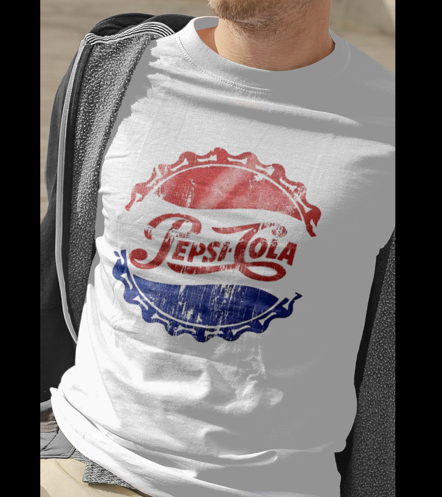 Pepsi Cola Vintage Bottle Cap Distressed Red White Blue T-Shirt