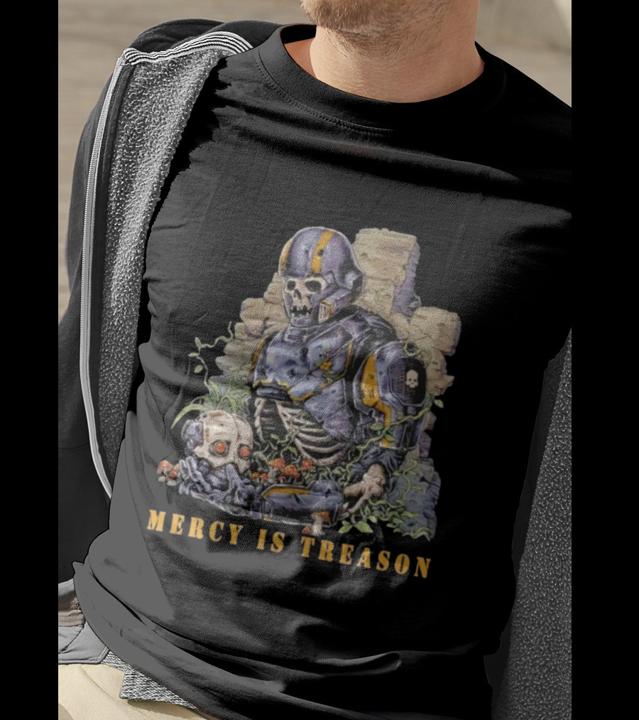 Mercy Is Treason Skeleton Warrior Battle Gear Vintage Style T-Shirt