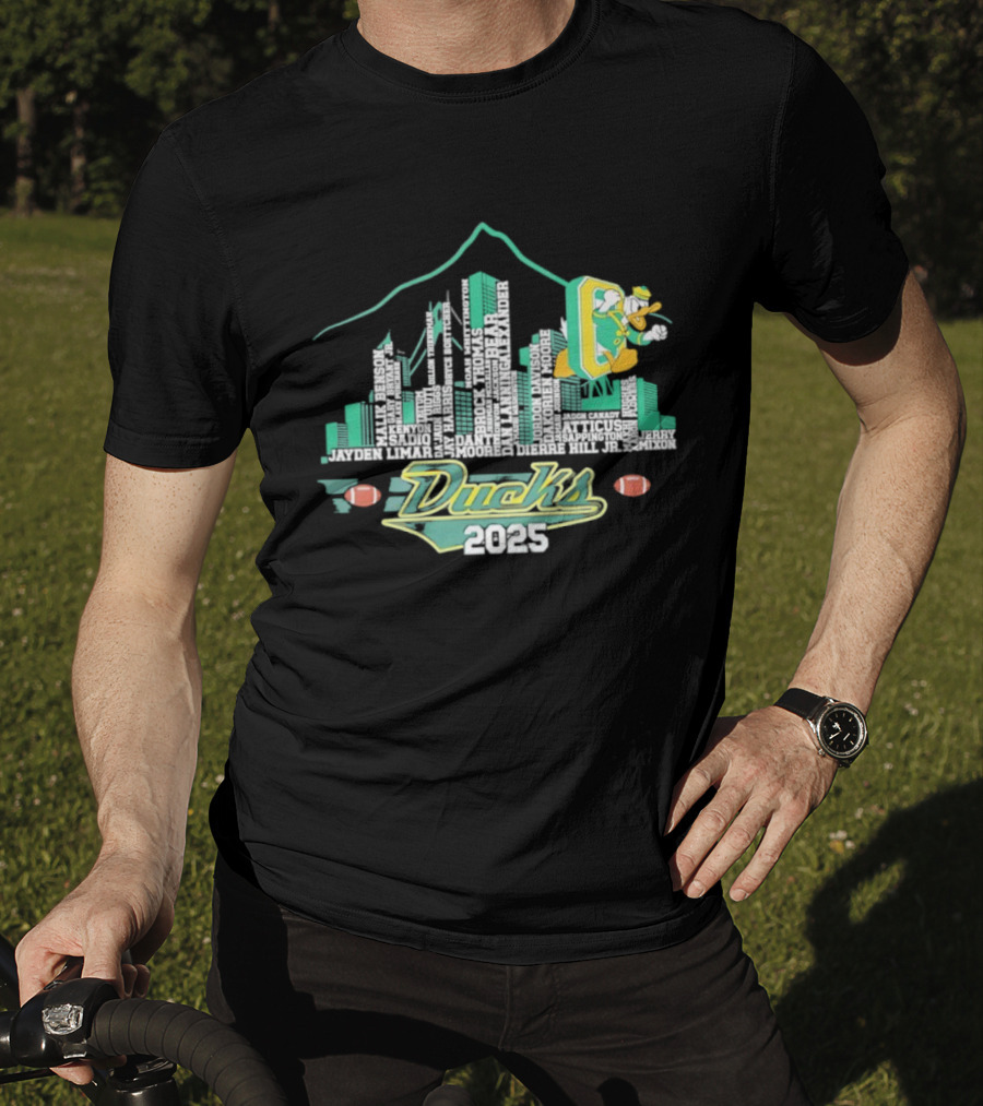 Oregon Ducks 2025 Mascot Football Cityscape T-Shirt