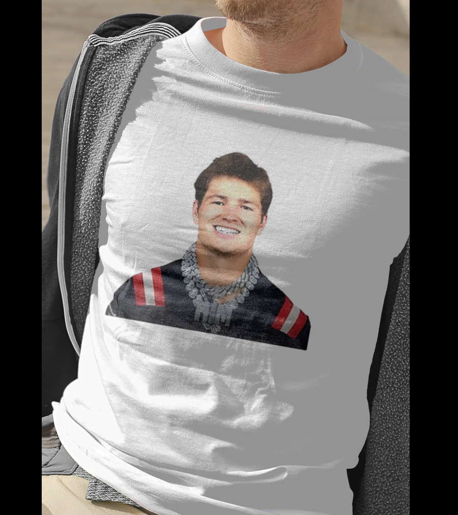 Drake Maye Him Chains New England Football Player Style T-Shirt