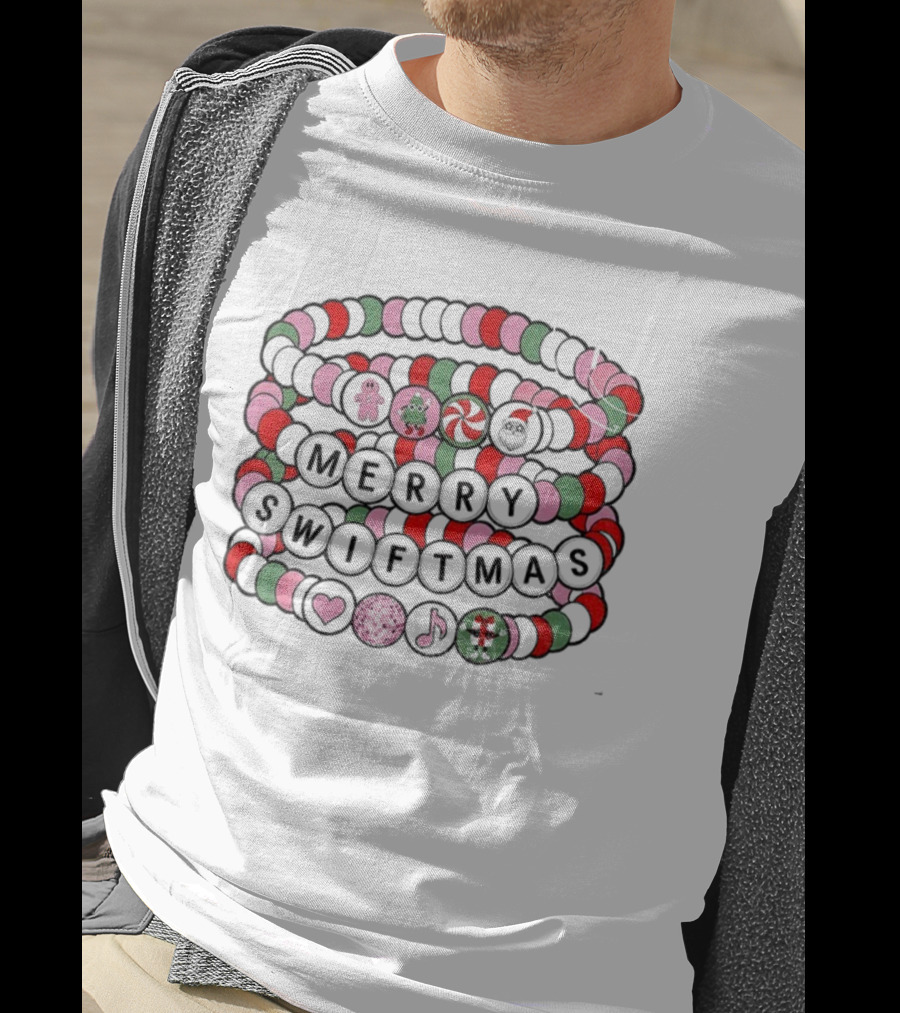 Merry Swiftmas Friendship Bracelet Christmas Beads Pink Red Green Holiday Icons T-Shirt