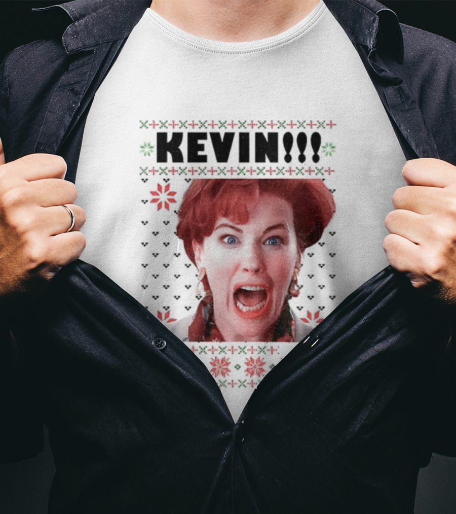 Kate McCallister Kevin Home Alone Movie Christmas Scene T-Shirt