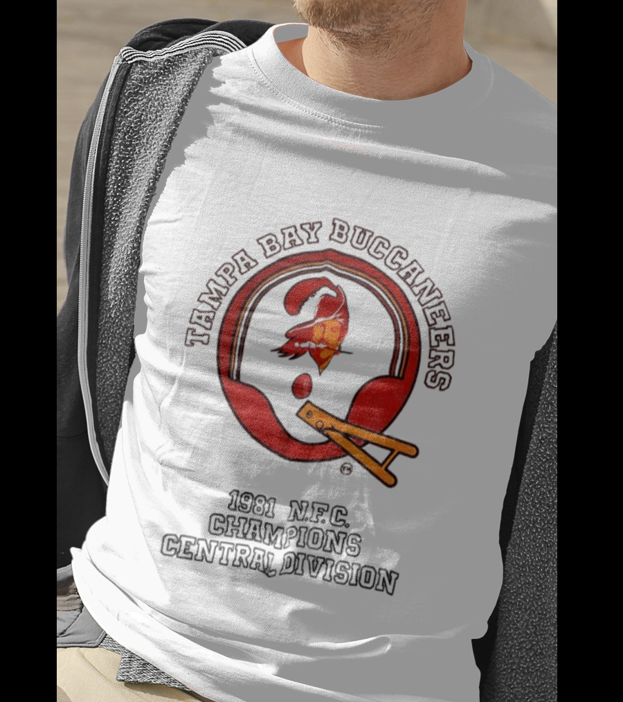 Tampa Bay Buccaneers 1981 NFC Champions Central Division T-Shirt