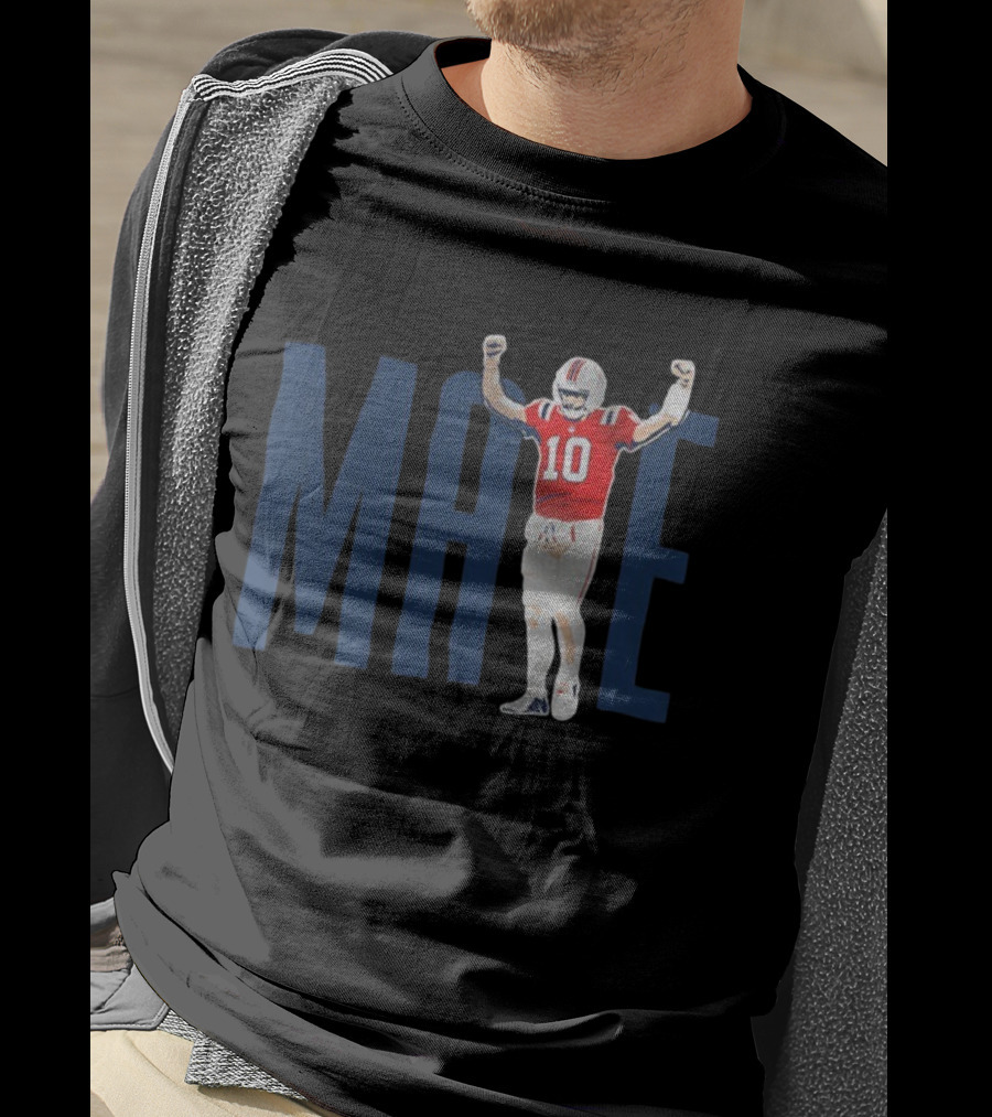 Drake Maye 10 New England Patriots Celebration NFL Football 2025 T-Shirt