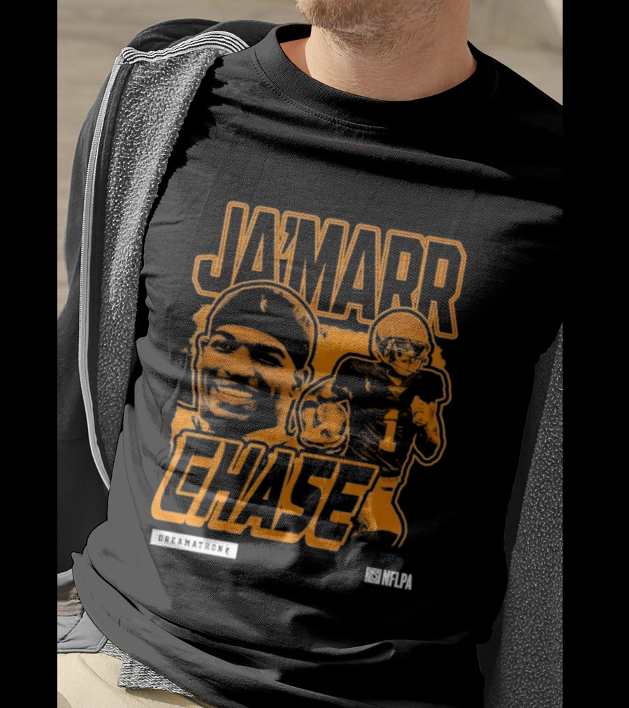 Ja'Marr Chase Football Star Player Illustration T-Shirt