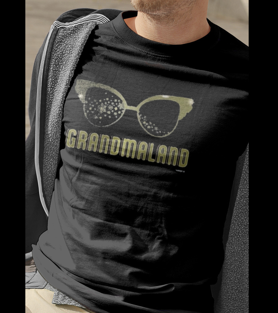 StarKid VHS Christmas GrandmaLand Retro Glasses T-Shirt